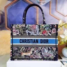 Christian Dior Shopping Bags